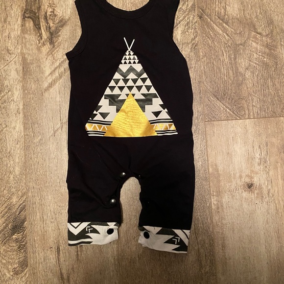 Infant romper - Picture 2 of 4